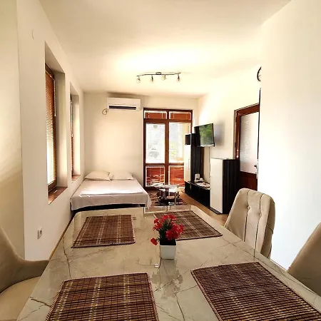 Black Sea 3 Apartman